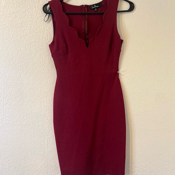 Lulus Maroon bodycon dress - Picture 1 of 4